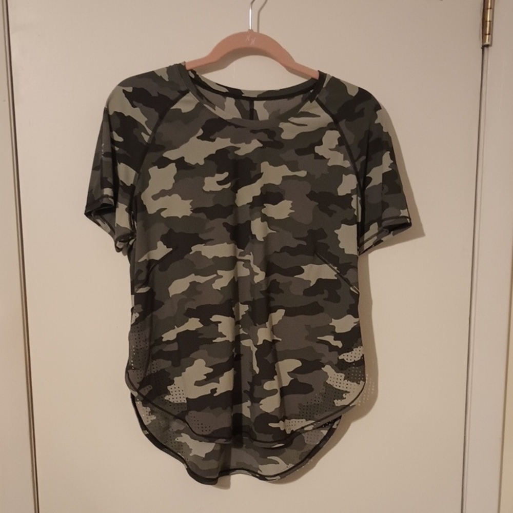 Lululemon UVP Run Short Sleeve Shirt Heritage Camo Crispin (Possible Size Large)